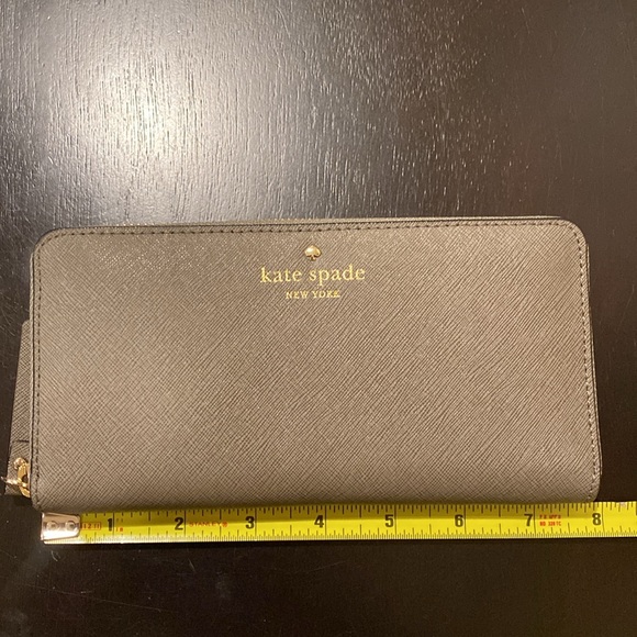 Kate Spade Zip Around Wallet Gray - Picture 12 of 14